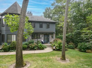 291 E Highland Ave, Atlantic Highlands, NJ 07716