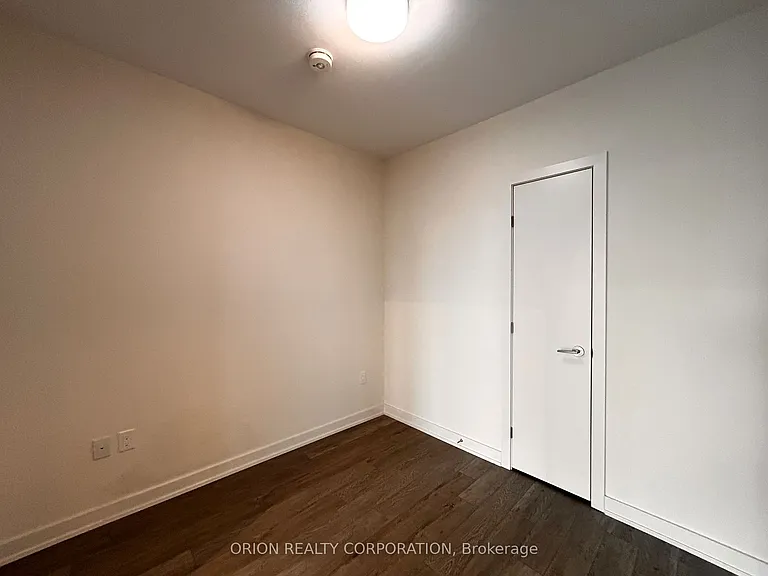 212 King William St #620 — Photo 23