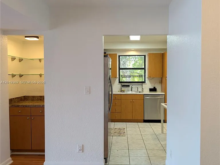 1900 Diana Dr #3E — Photo 30
