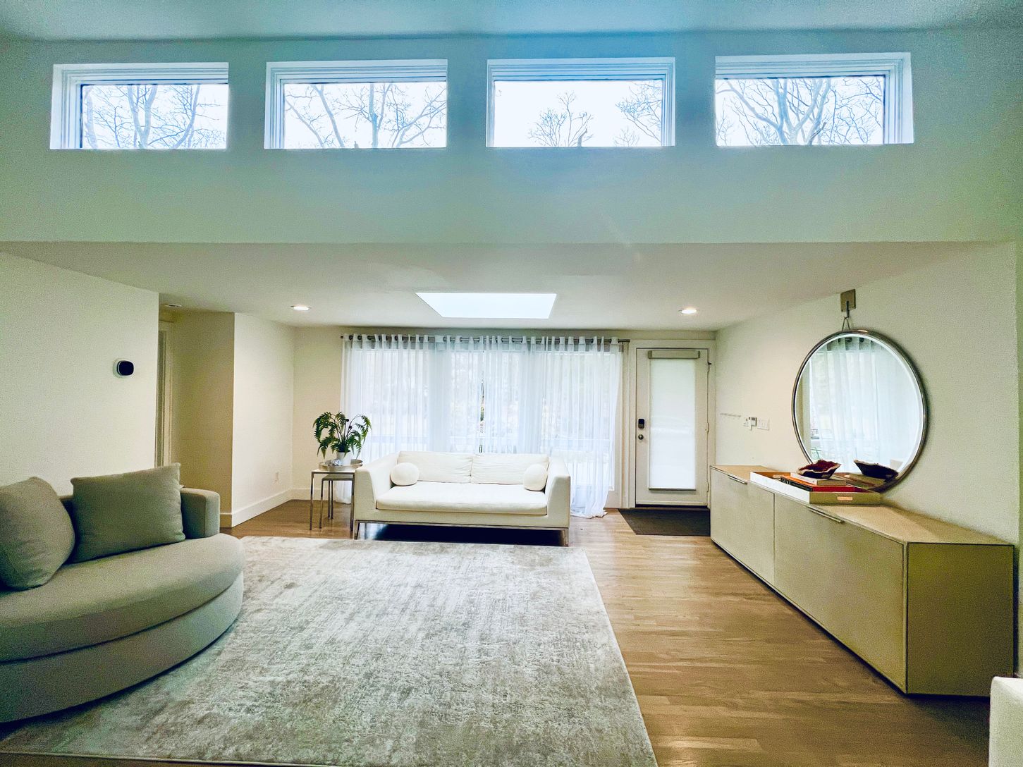  Entry Way Living Area