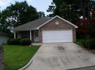 4970 Pleasure Lake Dr, Willis, TX 77318