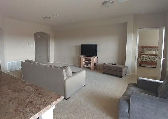2nd image of 1020 Dumfries Dr