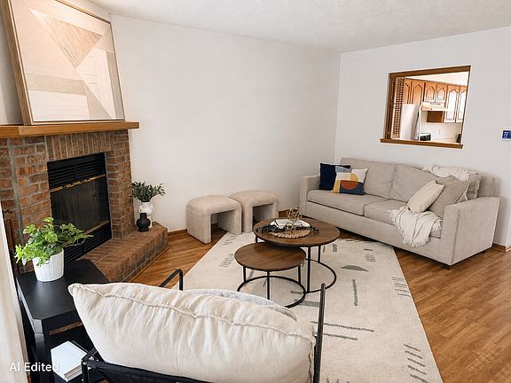 2nd image of 1070 50th St Unit 4C