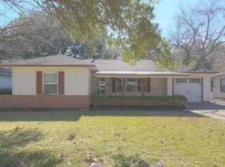 705 Richards St, Alvin, TX 77511