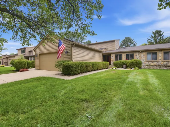 332 Sandbrook Dr, Noblesville, IN 46062