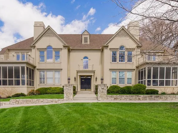 3948 Shawnee Mission Pkwy #3948, Mission, KS 66205
