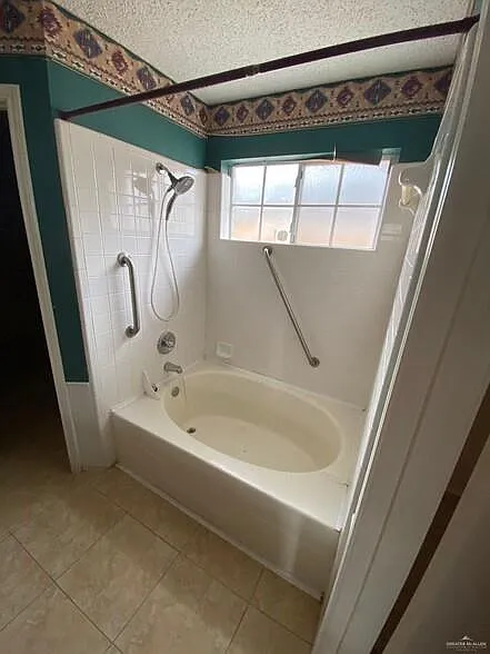3 bed, 2.0 bath, 1442 sqft, $1,700 — Photo 4