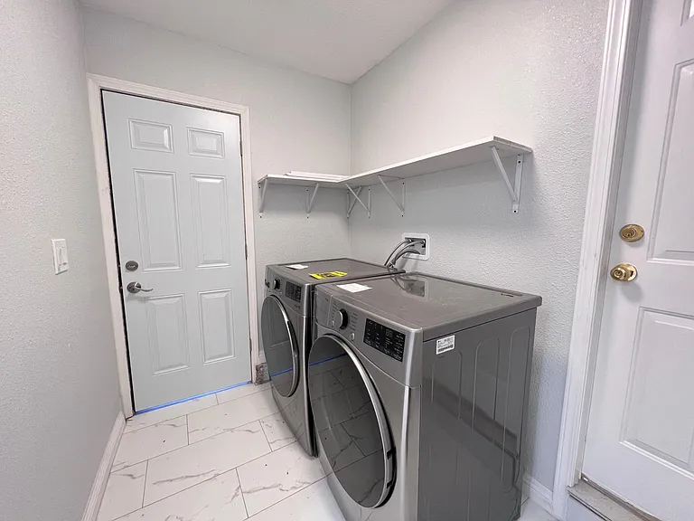 5256 Northridge Ave — Photo 15