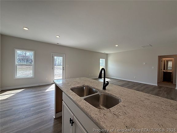 5th image of 208 Arabia Rd