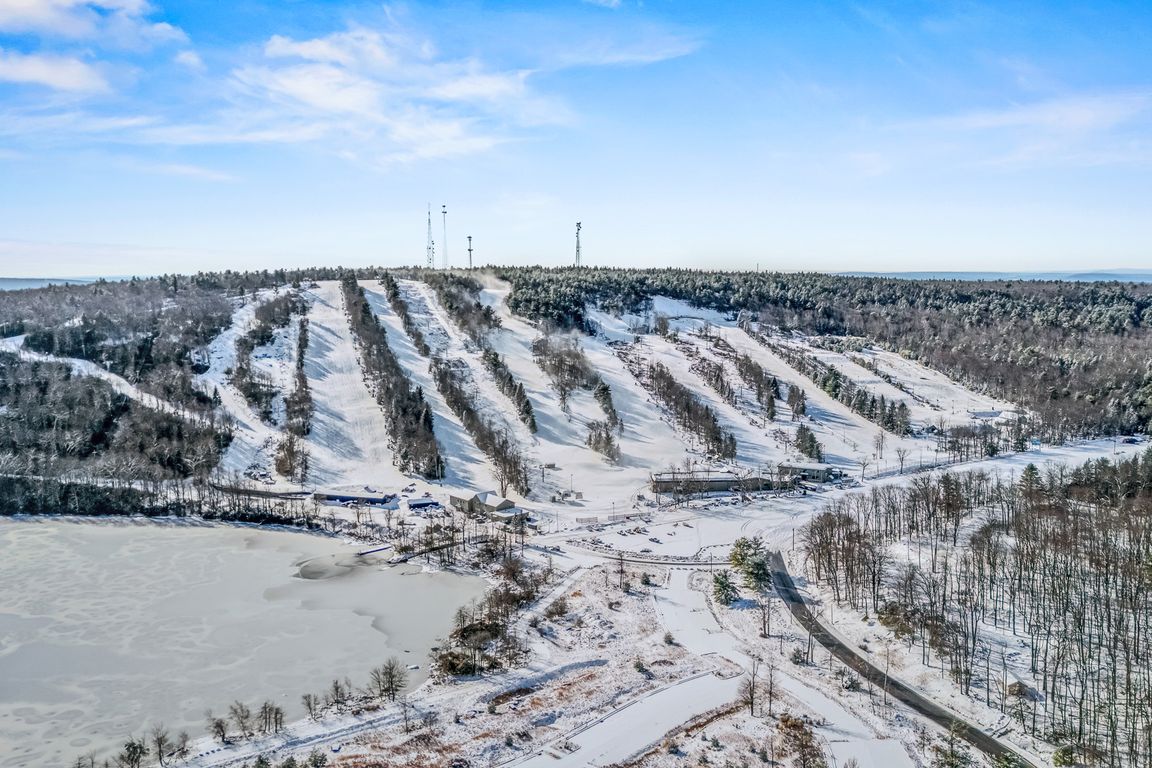 next background image