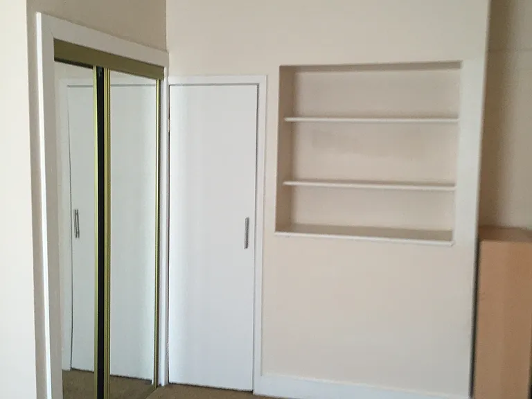 218 E Rochelle St #4 — Photo 9