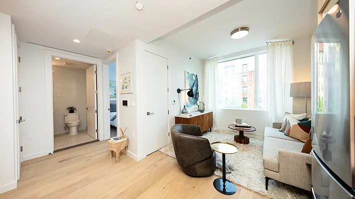 Rented by Nooklyn NYC LLC | media 37