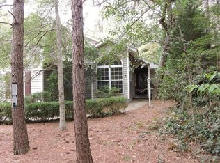 130 Hawthorne Dr, Pine Knoll Shores, NC 28512