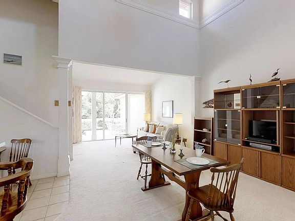5th image of 5132 Saint Davids Dr