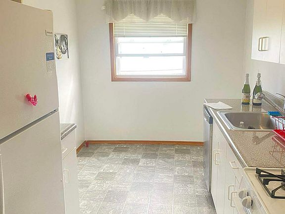 2nd image of 1414 84th St Floor 2