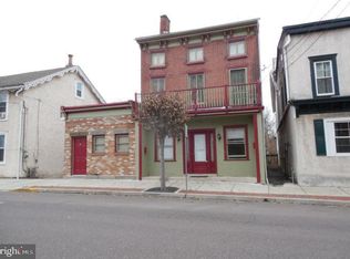 33 N Main St #2, Spring City, PA 19475