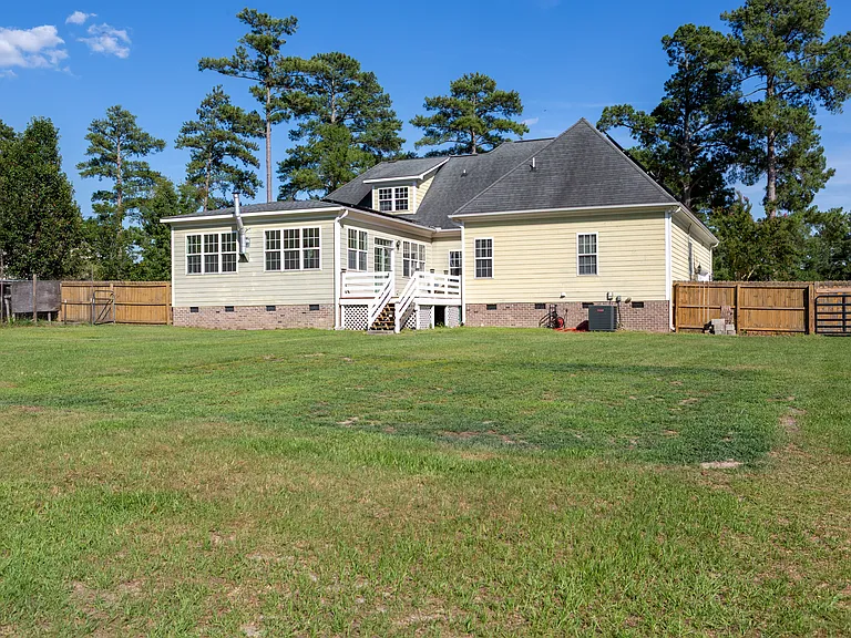 432 Booth Pond Rd — Photo 14