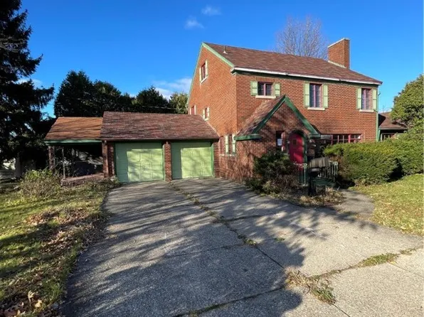 134 W 39th St, Erie, PA 16508