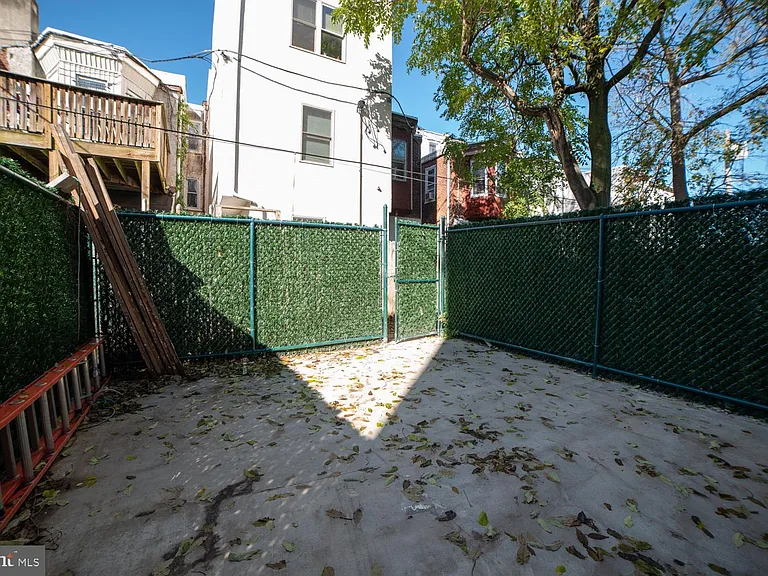 1848 N 16th St #1 — Photo 18