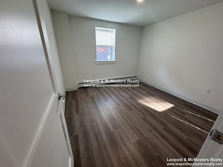 1731 Washington St — Photo 22