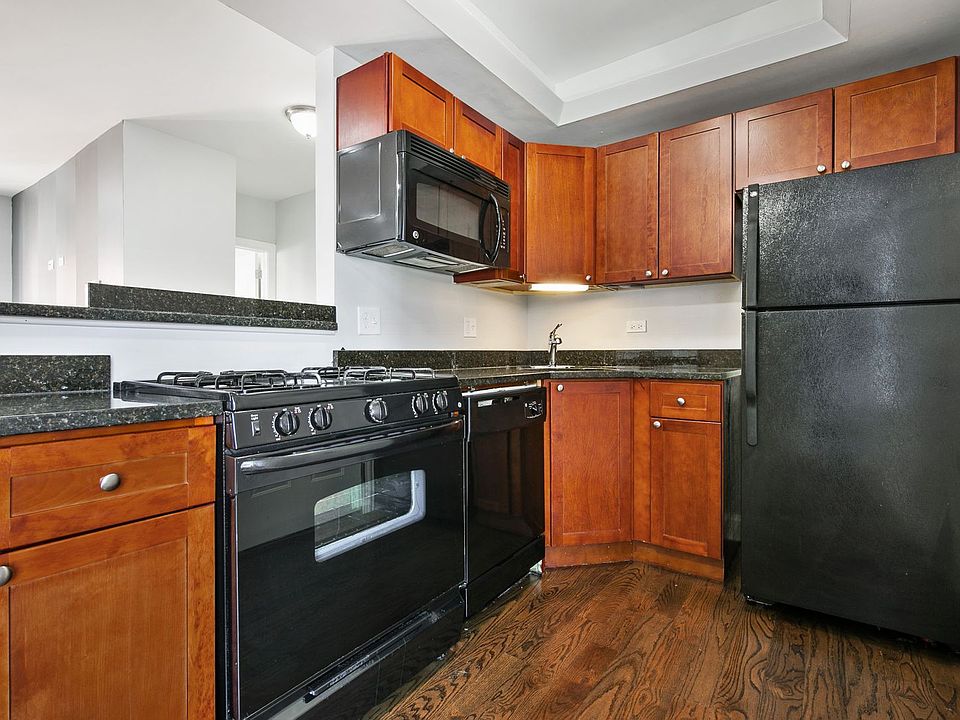 1st image of 7722-7734 N Ashland Ave #7724-F2