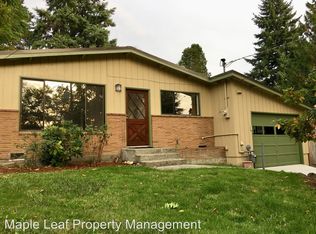 11026 38th Ave NE, Seattle, WA 98125