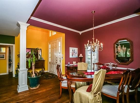 3rd image of 928 Hideaway Pl