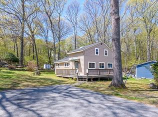 281 Richardson Rd, Coventry, RI 02816