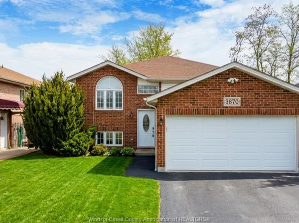 3870 Clara Ave, Windsor, ON N9E 4X6