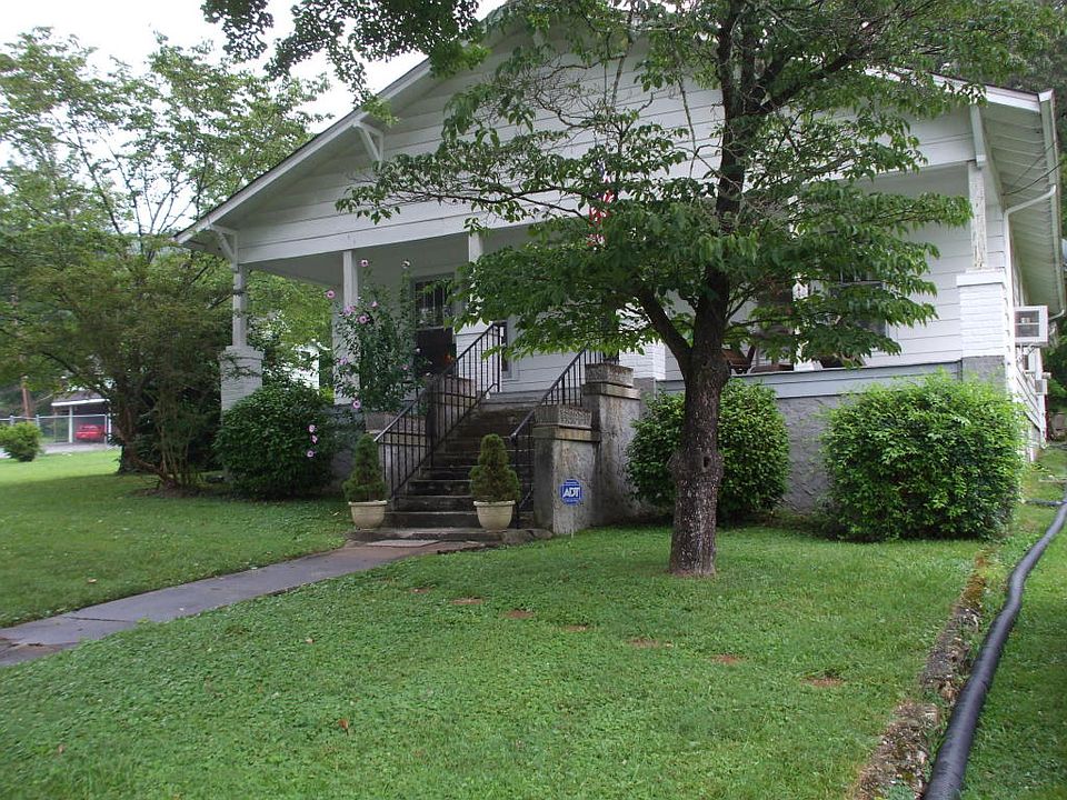 1st image of 3710 Tacoma Ave
