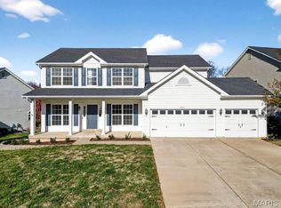 807 Victorygate Ct, Lake St Louis, MO 63367