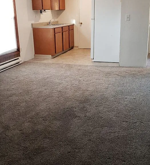 Baker Street Apartments — Photo 2