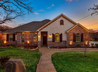 4012 W Pleasant Ridge Rd, Arlington, TX 76016