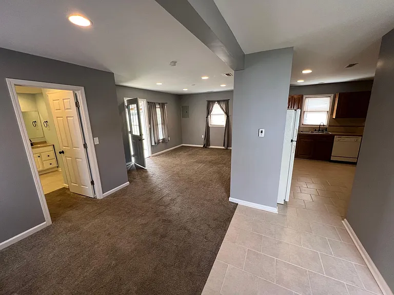 213 Central Ave — Photo 3