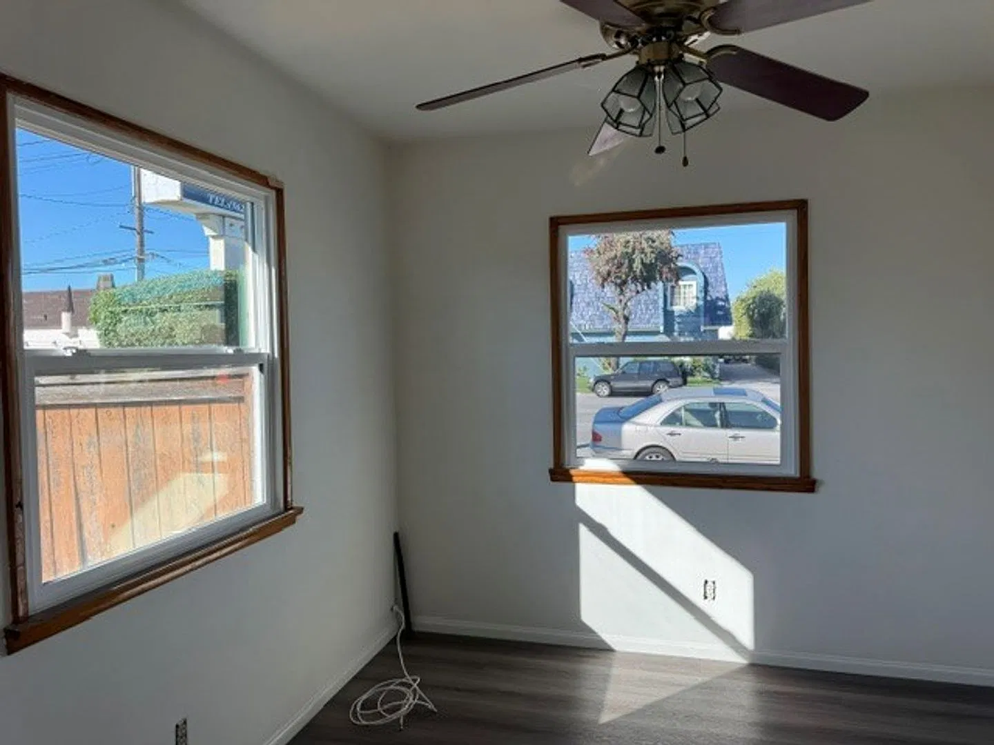 Large Two Bedroom House for Rent — Photo 3
