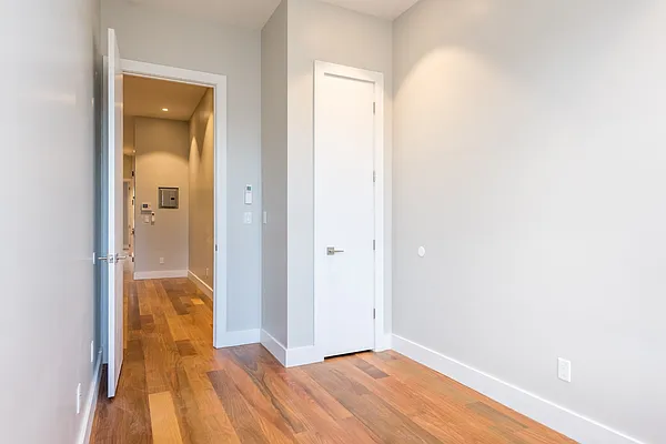 Rented by Nooklyn NYC LLC | media 26