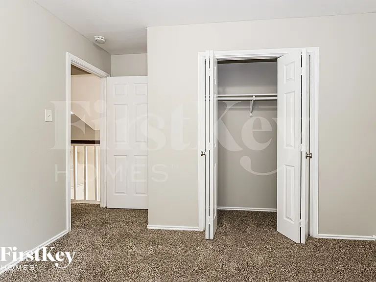 2322 Piddler Dr — Photo 16