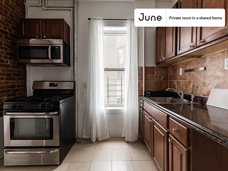174 W 137th St #C — Photo 7