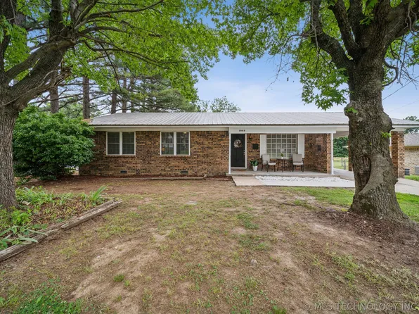 1003 Cemetery Rd, Fort Gibson, OK 74434