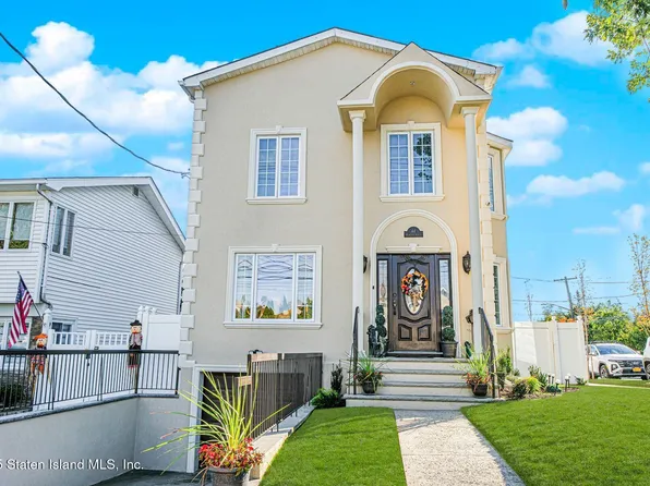 44 Quintard St, Staten Island, NY 10305