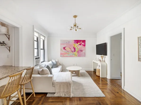 305 East 88th Street image 1 of 12