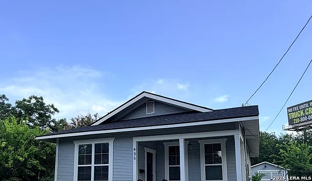 435 Dunning Ave — Photo 1