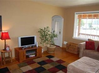 517 E 3rd St, Cle Elum, WA 98922