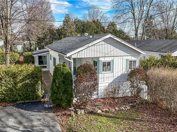 45 Park St, Wellesley, ON N0B 2M0