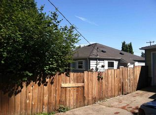 8827 15th Ave NE, Seattle, WA 98115