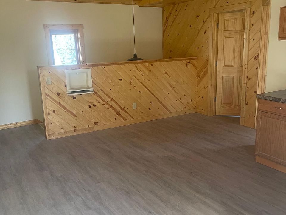 506 S 3rd St Fairfield IA Zillow