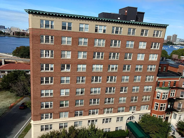 534 Beacon St #315 — Photo 14