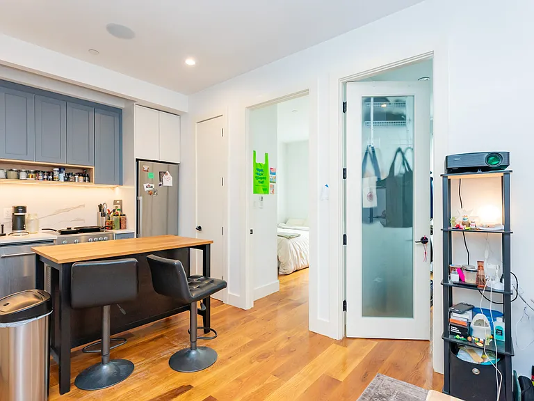 374 Throop Ave #2A — Photo 2