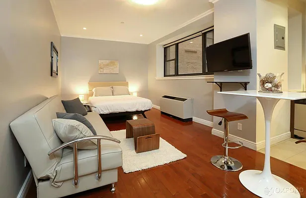 Rented by REAL New York | media 8