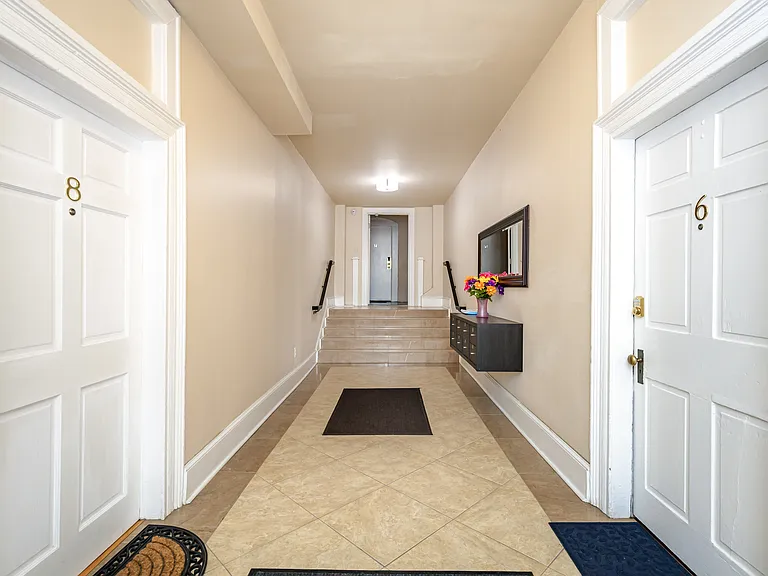 Entrance Foyer 2